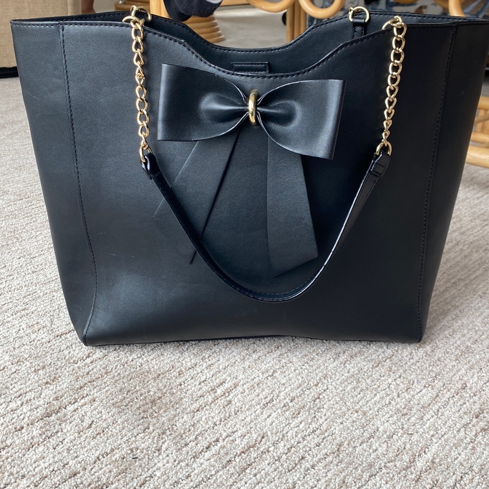 Shoulder purse